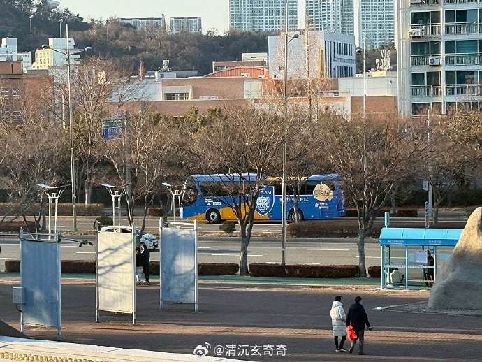 泰山隊退賽！博主：蔚山的大巴已經(jīng)抵達球場，隨后又開了回去