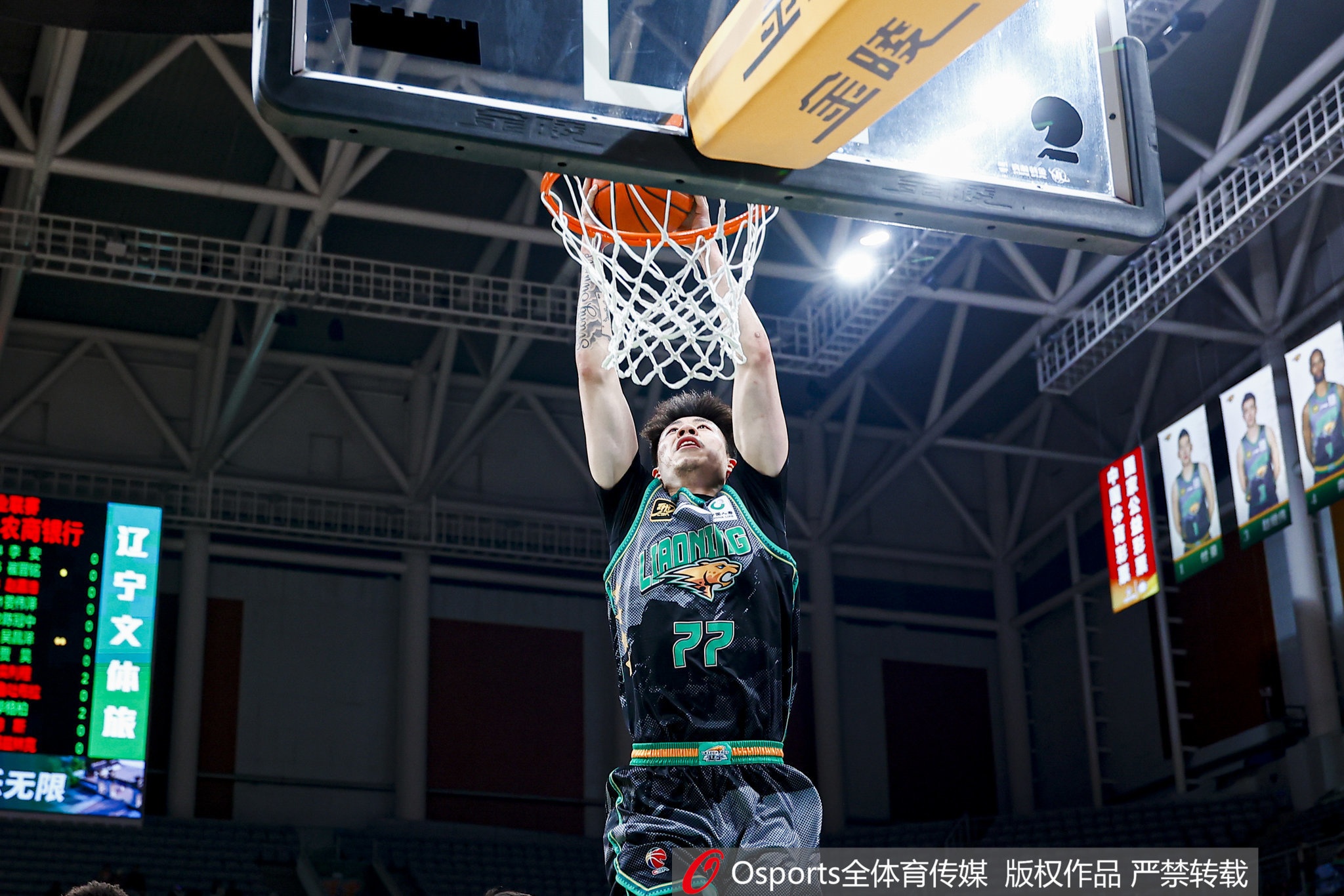 合理且高效！張鎮(zhèn)麟出場24分鐘10中6得12分&送6助攻 正負(fù)值+28